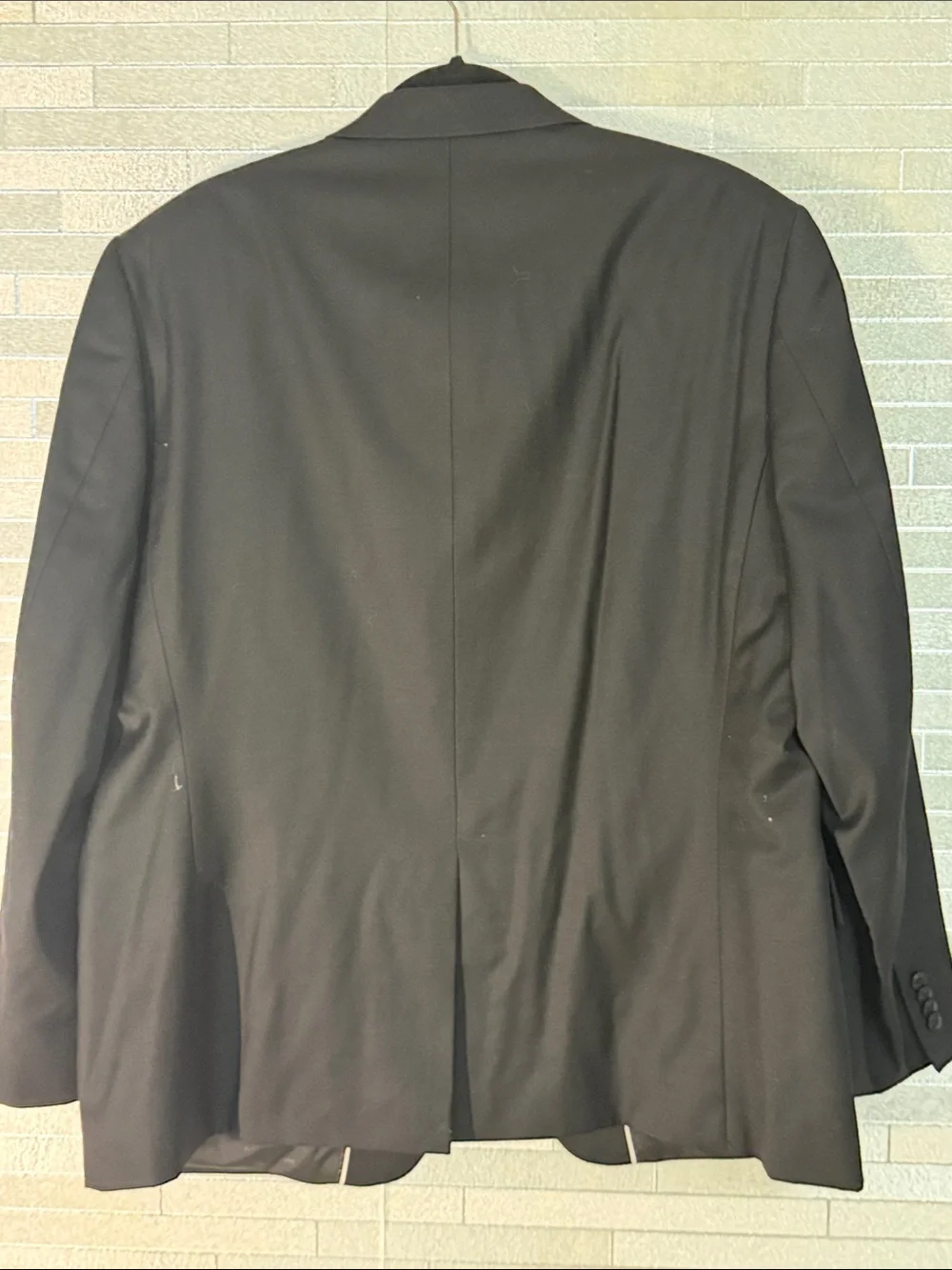 Michael Kors Men's Black Two-Button Suit Jacket 46R